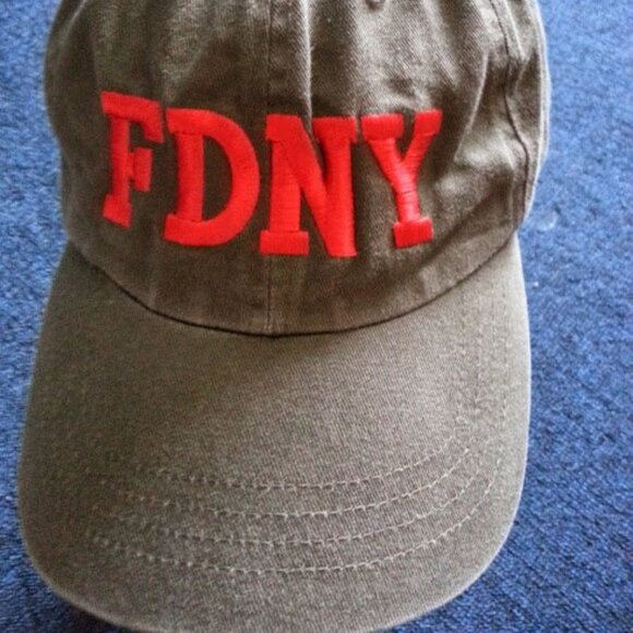 Vintage FDNY Adjustable Strap Men's Hat New York FROM 2001 NEVER USED - Picture 3 of 12